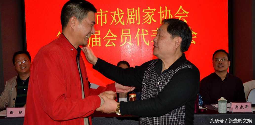 李兼任演员，演艺之路的多面探索之旅